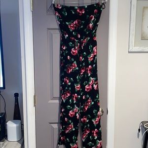 Floral strapless jumpsuit